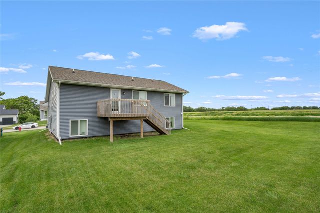 1813 NW 8th Street, Grimes, IA 50111