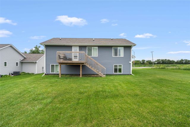 1813 NW 8th Street, Grimes, IA 50111
