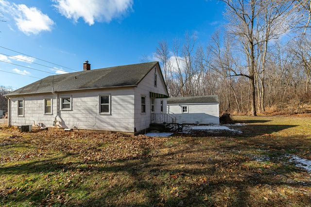 909 Cleveland Road, Colona, IL 61282