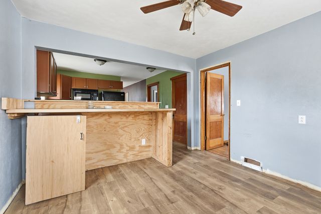 909 Cleveland Road, Colona, IL 61282