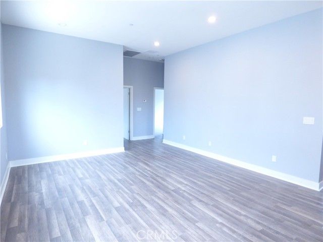 1923 Holly Drive, Los Angeles, CA 90068