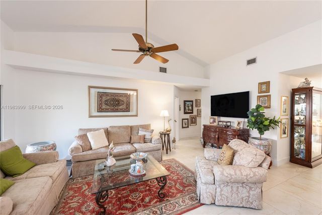 3212 Arbor Lane 2407, Hollywood, FL 33021