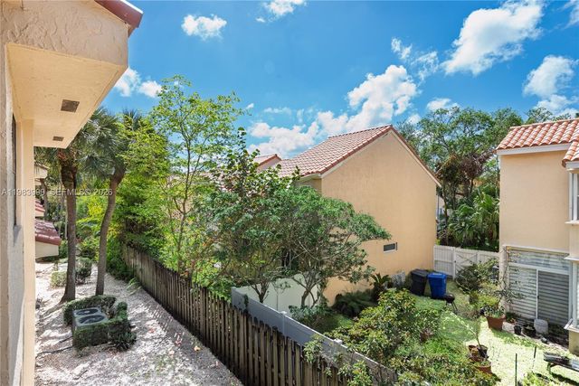 3212 Arbor Lane 2407, Hollywood, FL 33021