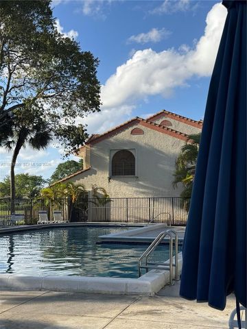 3212 Arbor Lane 2407, Hollywood, FL 33021