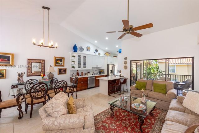 3212 Arbor Lane 2407, Hollywood, FL 33021
