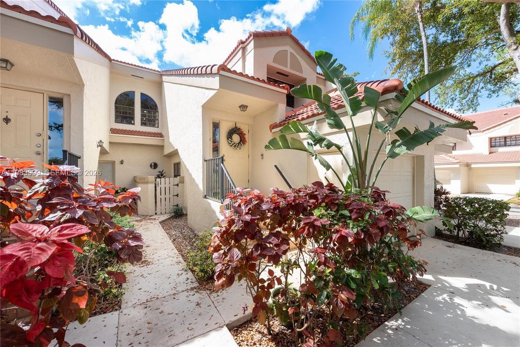 3212 Arbor Lane 2407, Hollywood, FL 33021