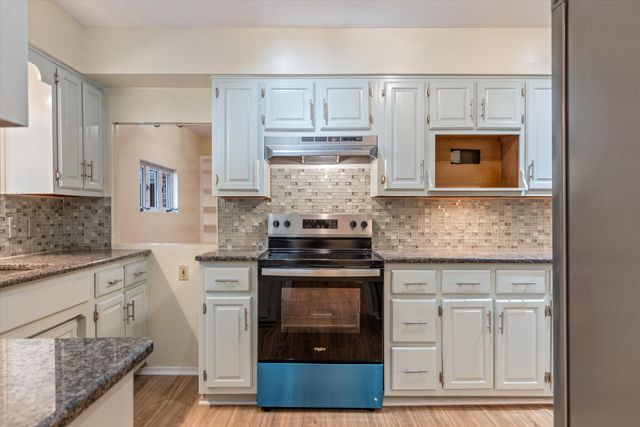 31 Volunteer Cir, Carthage, TN 37030
