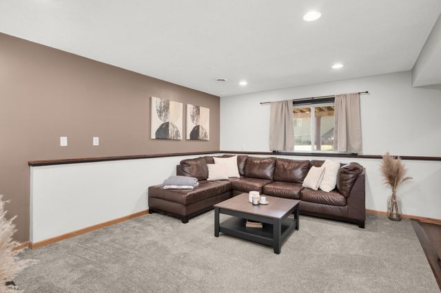 201 13th Street, Farmington, MN 55024
