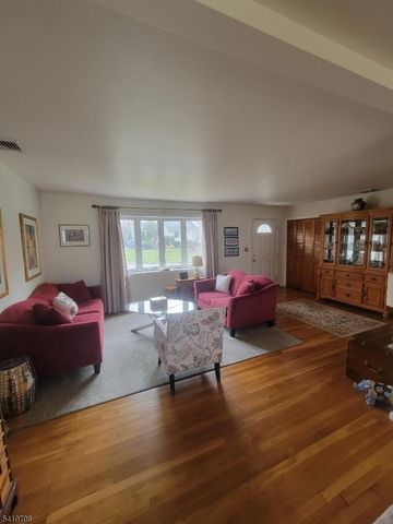 117 Tillotson Rd, Fanwood Boro, NJ 07023