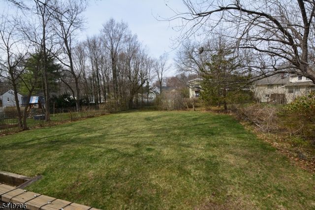 117 Tillotson Rd, Fanwood Boro, NJ 07023