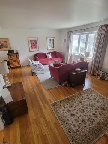 117 Tillotson Rd, Fanwood Boro, NJ 07023