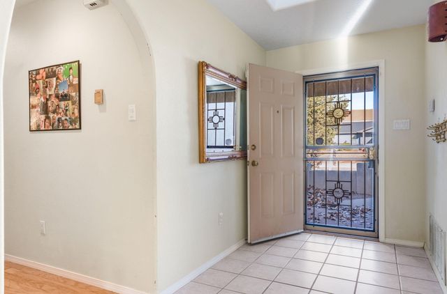 713 Lee Trevino Drive, Rio Communities, NM 87002