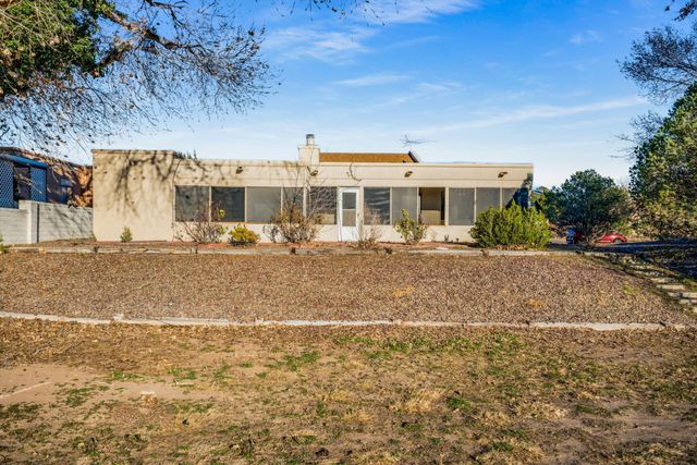 713 Lee Trevino Drive, Rio Communities, NM 87002
