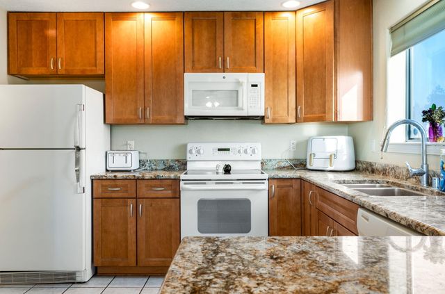 713 Lee Trevino Drive, Rio Communities, NM 87002