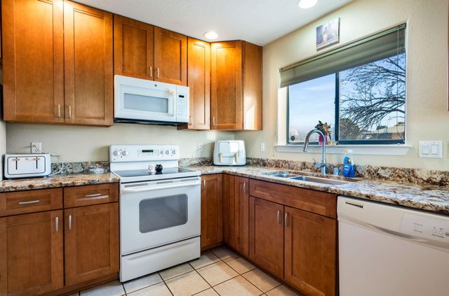 713 Lee Trevino Drive, Rio Communities, NM 87002