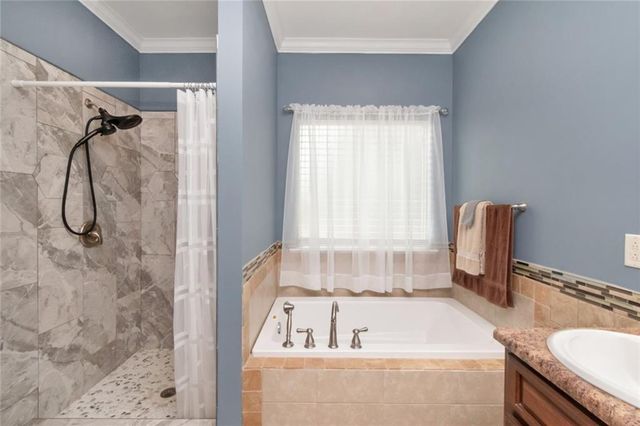 6352 Mcdonald Road, Theodore, AL 36582