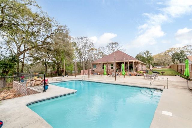 6352 Mcdonald Road, Theodore, AL 36582