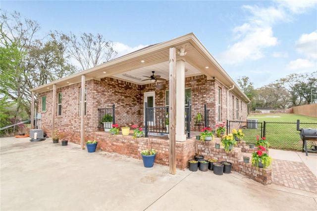 6352 Mcdonald Road, Theodore, AL 36582