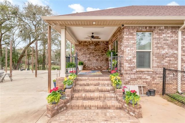 6352 Mcdonald Road, Theodore, AL 36582