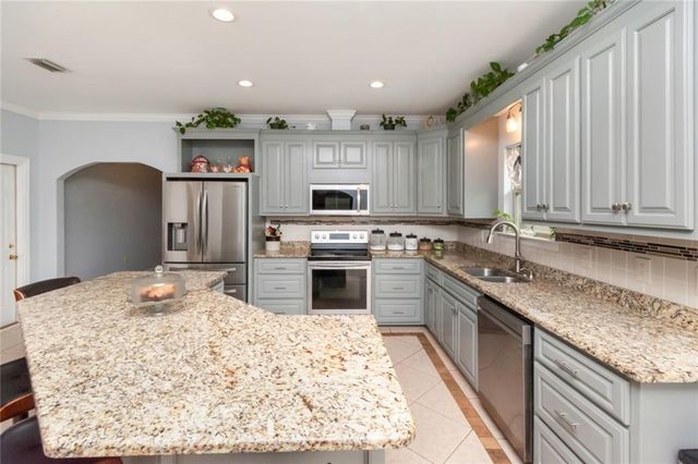 6352 Mcdonald Road, Theodore, AL 36582