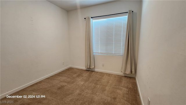 7340 North Decatur Boulevard 2, Las Vegas, NV 89131
