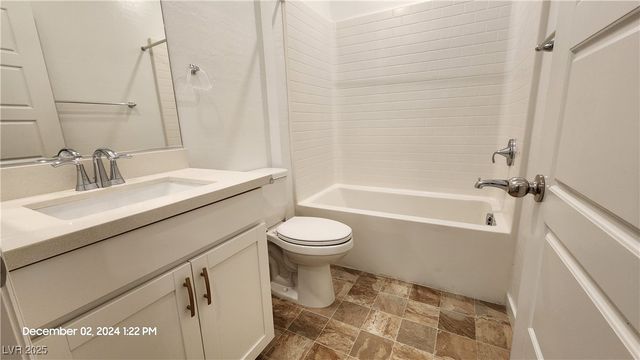 7340 North Decatur Boulevard 2, Las Vegas, NV 89131