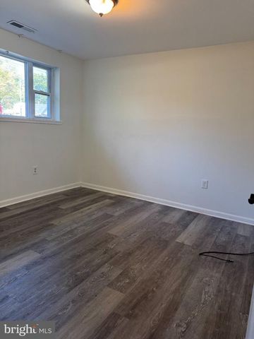 9201 51ST AVE, College Park, MD 20740