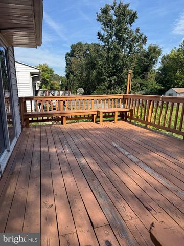 9201 51ST AVE, College Park, MD 20740