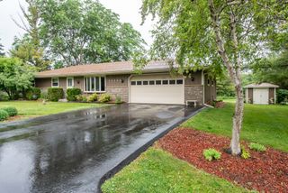38689 N Boulevard View Avenue, Wadsworth, IL 60083