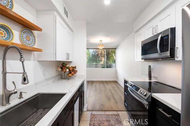 4487 Colbath 101, Sherman Oaks, CA 91423
