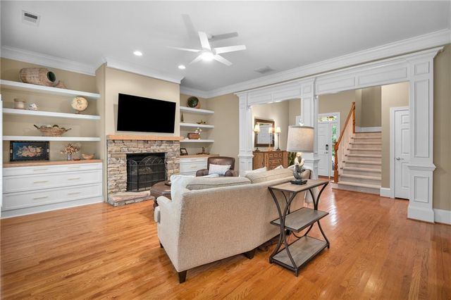 1032 Parc W Lane, Decatur, GA 30033