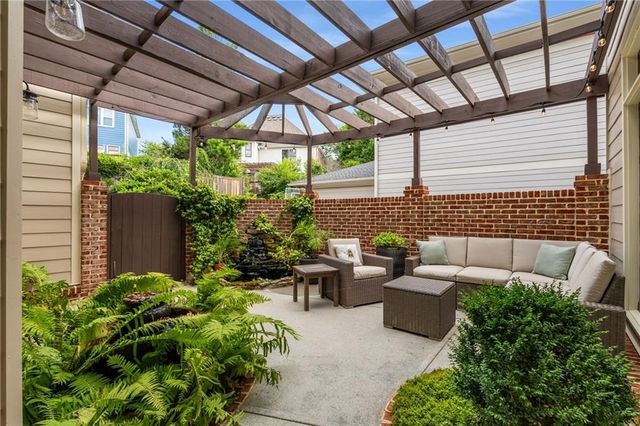 1032 Parc W Lane, Decatur, GA 30033