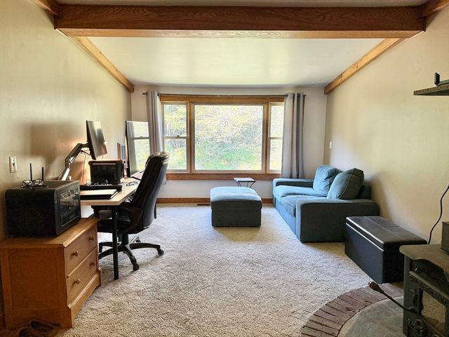 208 Worthington Rd, Huntington, MA 01050