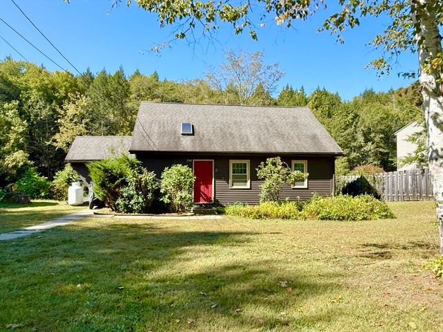 208 Worthington Rd, Huntington, MA 01050