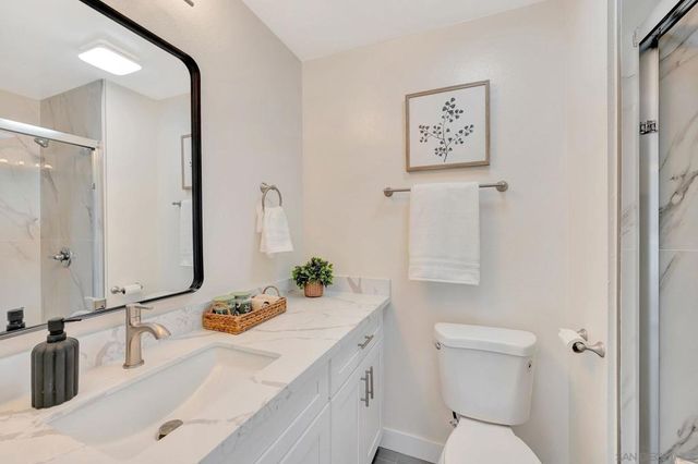 9421 Avenida Acero, Spring Valley, CA 91977