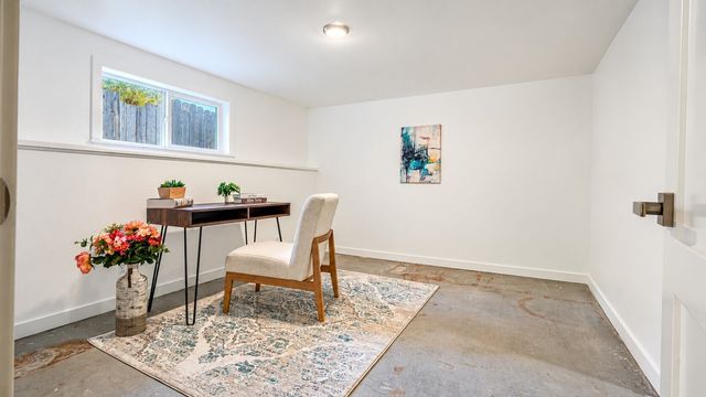 8109 17th Avenue SW, Seattle, WA 98106
