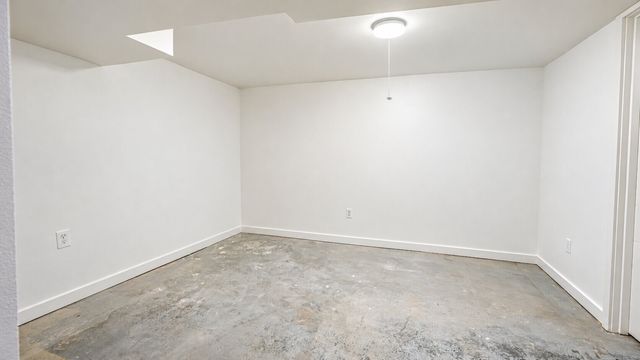 8109 17th Avenue SW, Seattle, WA 98106