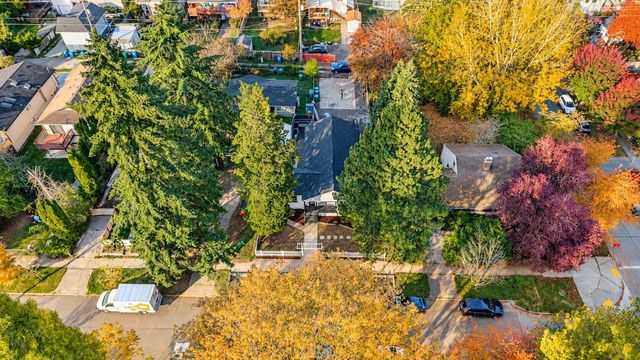 8109 17th Avenue SW, Seattle, WA 98106