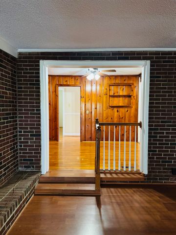 310 W. Hillcrest Ave., Union, SC 29379