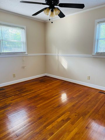 310 W. Hillcrest Ave., Union, SC 29379