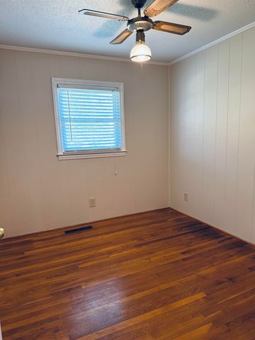 310 W. Hillcrest Ave., Union, SC 29379