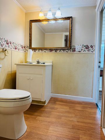 310 W. Hillcrest Ave., Union, SC 29379