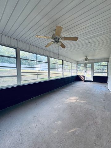 310 W. Hillcrest Ave., Union, SC 29379