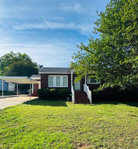 310 W. Hillcrest Ave., Union, SC 29379