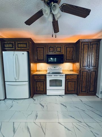 310 W. Hillcrest Ave., Union, SC 29379