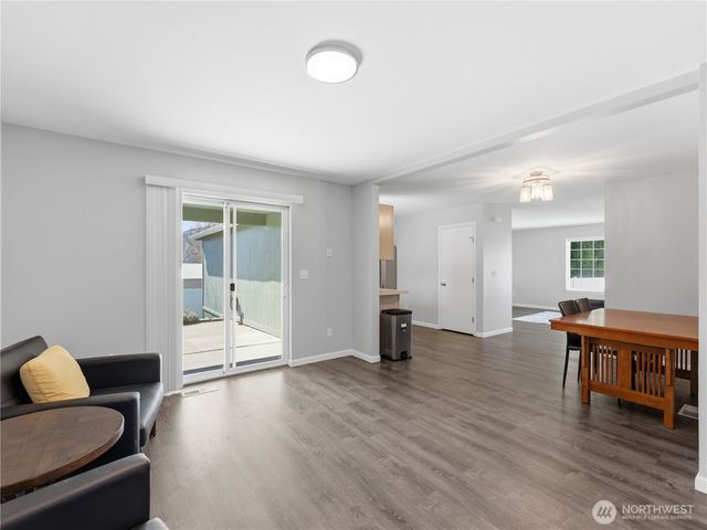 657 S Lawler Avenue, East Wenatchee, WA 98802