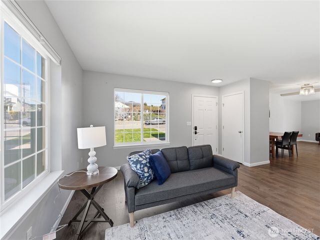 657 S Lawler Avenue, East Wenatchee, WA 98802