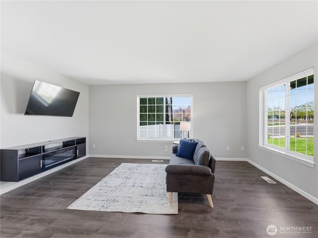 657 S Lawler Avenue, East Wenatchee, WA 98802