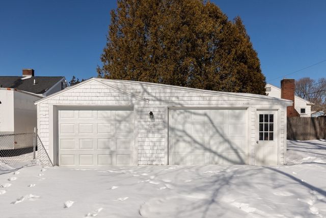 279 Adelaide, New Bedford, MA 02745