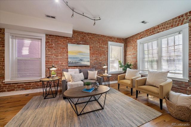 1576 N Franklin Street, Denver, CO 80218